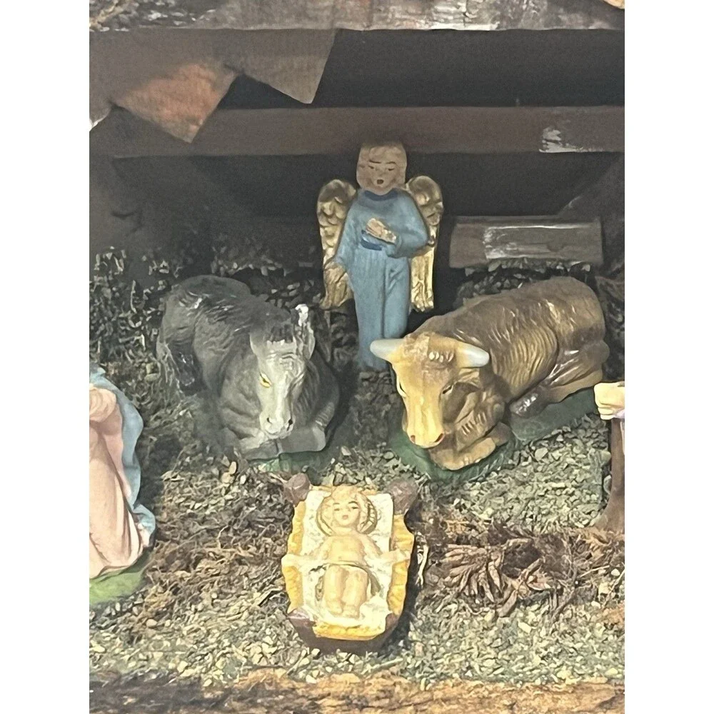 Vintage Nativity Set Wooden Manger Creche Stable Moss Roof Made in Italy